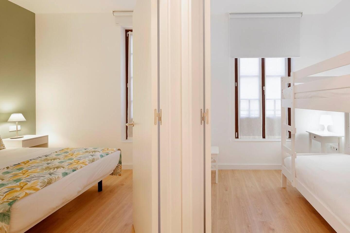 Apartmán Patio De Caveda Dcha Gijón Exteriér fotografie