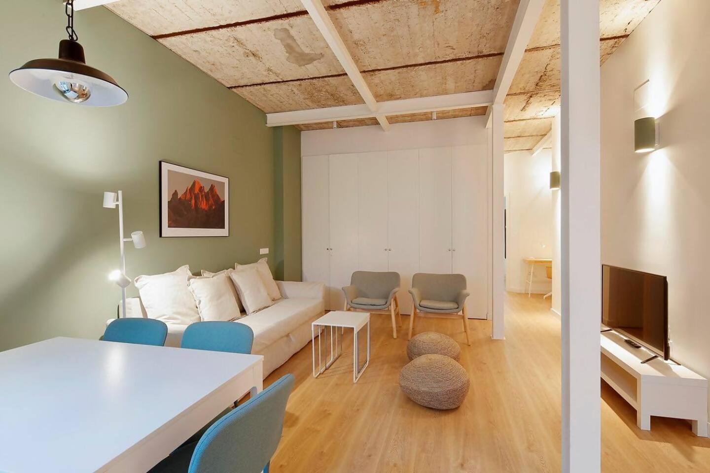 Apartmán Patio De Caveda Dcha Gijón Exteriér fotografie